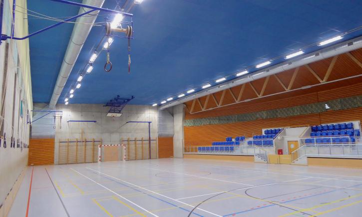 Primary school in Sázava (sports hall)